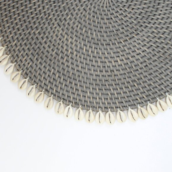 NEW Set of 4-Premium Placemats-Seashell-Trimmed Rattan-Grey-Eco Handcraft